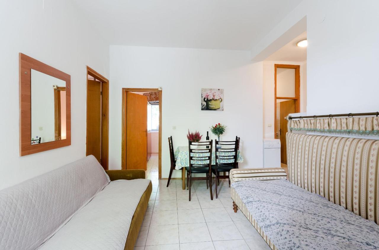 Apartments Massimo Rovinj Exterior photo