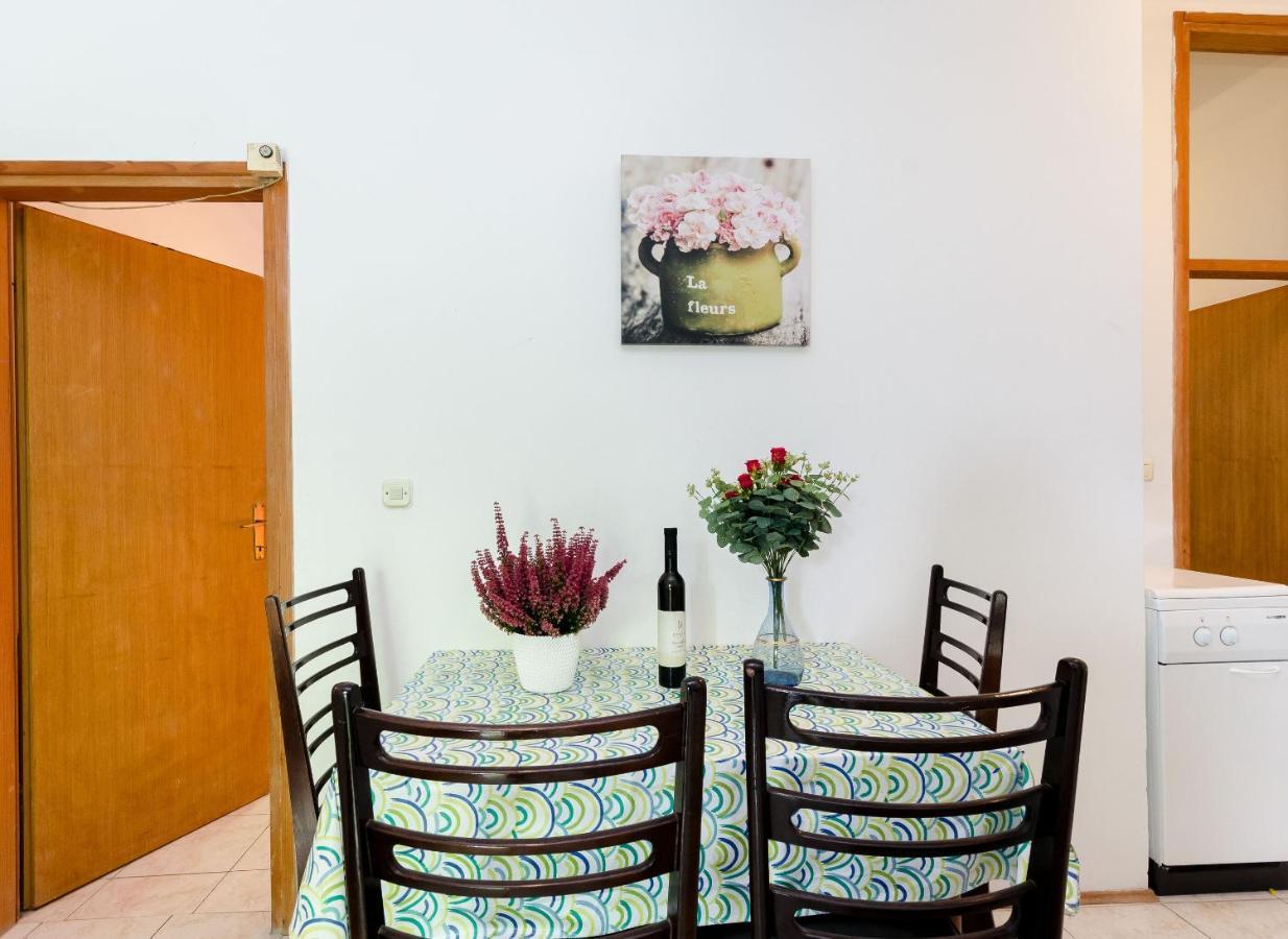 Apartments Massimo Rovinj Exterior photo